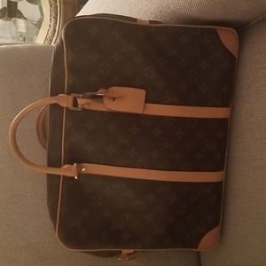 Louis Vitton computer case styleMonogram Porto Documan Voyage